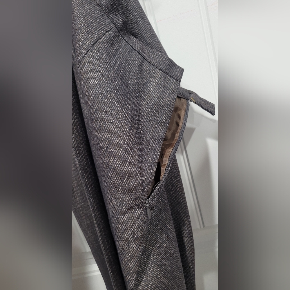 Evan Picone Women's Gray Blazer and Pants Set - Picture 5 of 10